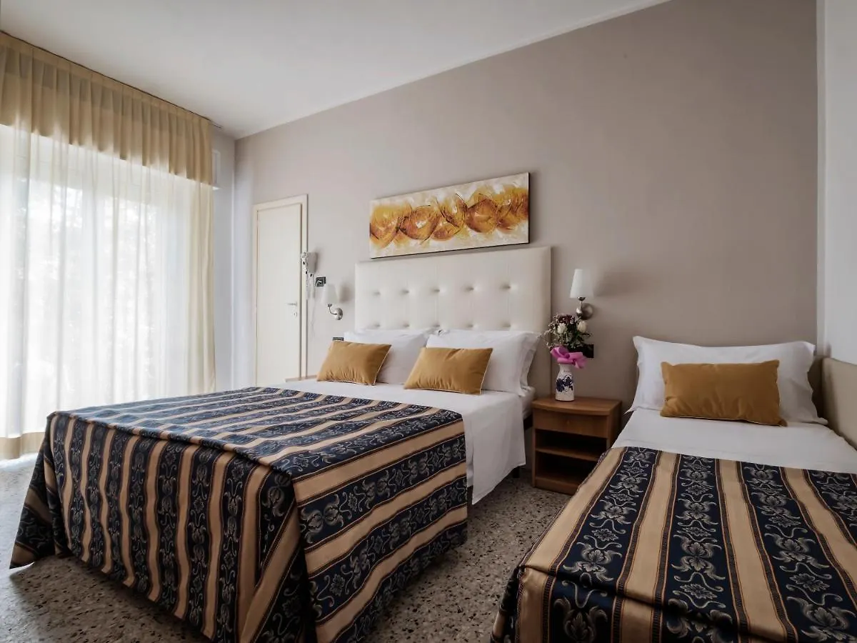 Hotel Bridge Rimini 3*,