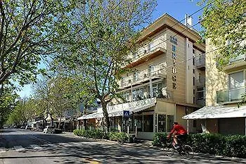 ***  Hotel Bridge Rimini İtalya